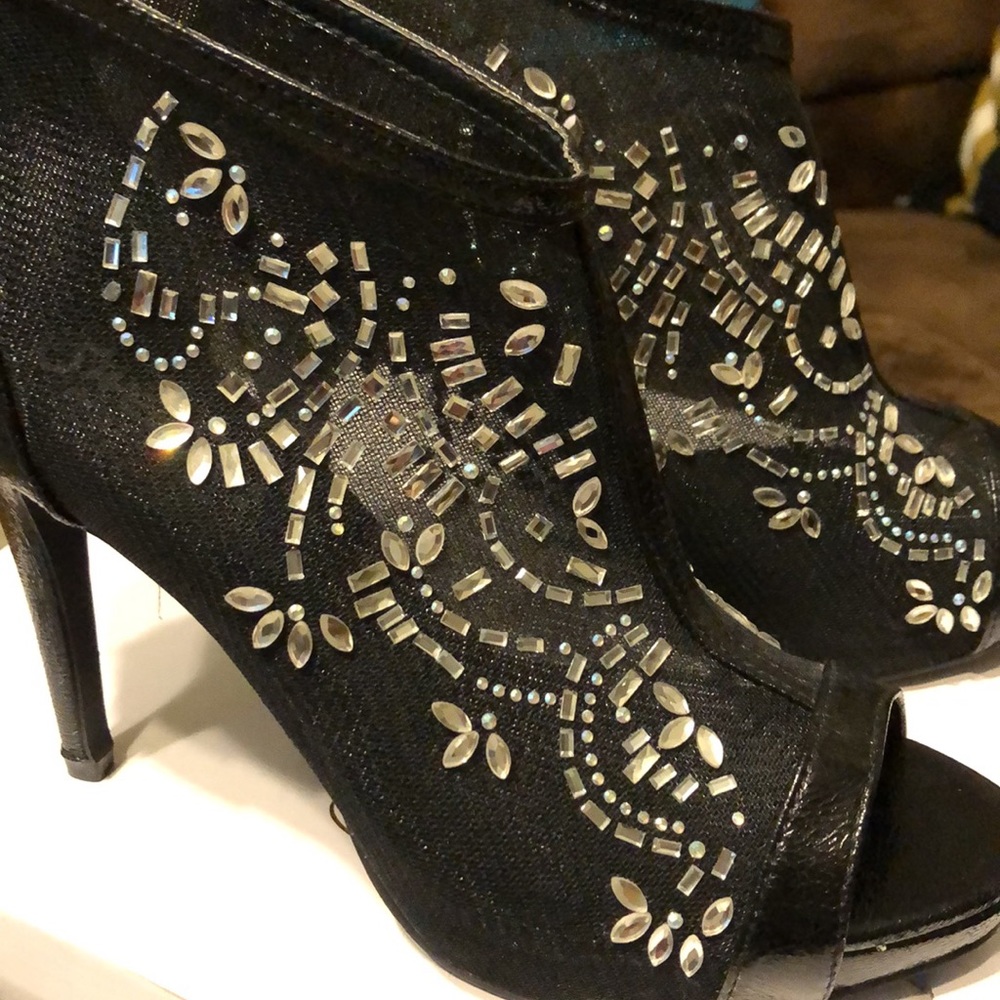 💃 Sweetie Black Mesh-Peep Toe 3.5” Heels